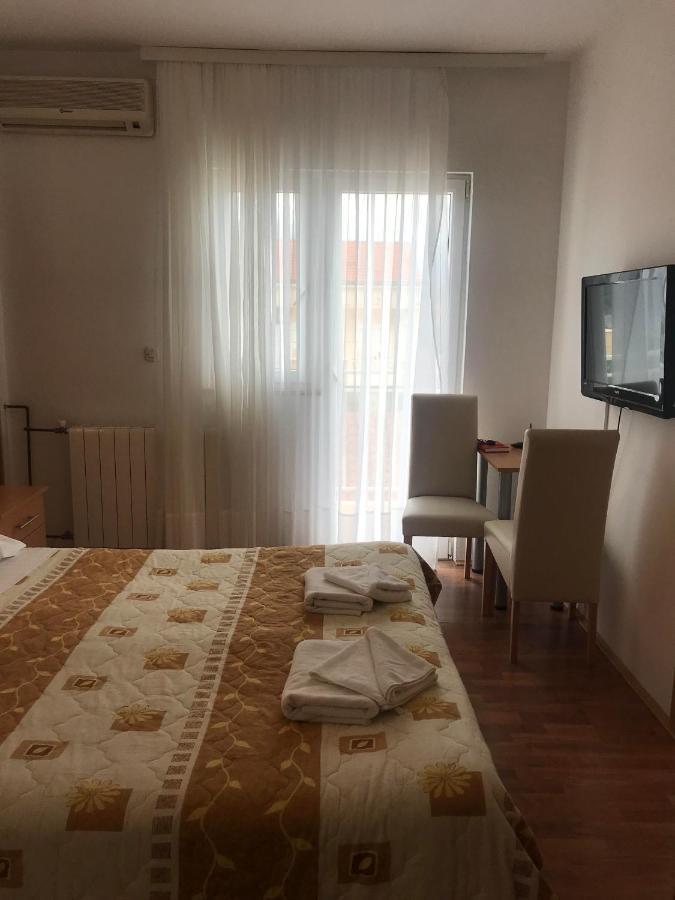 Cosy Sun-Splashed Bedroom - Pansion Hajduk Korčula Exterior foto